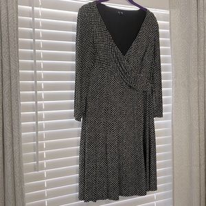 Chaps black and white dress size large